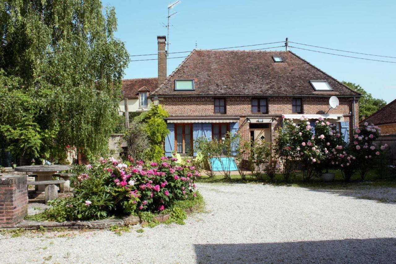 Gites Famille En Othe Bouilly  Экстерьер фото